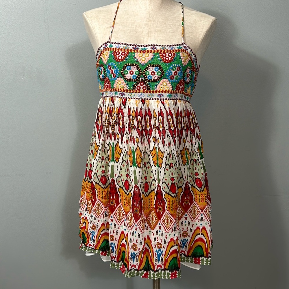ZARA WOMAN STRAPY EMBROIDERED SHORT DRESS. Size M